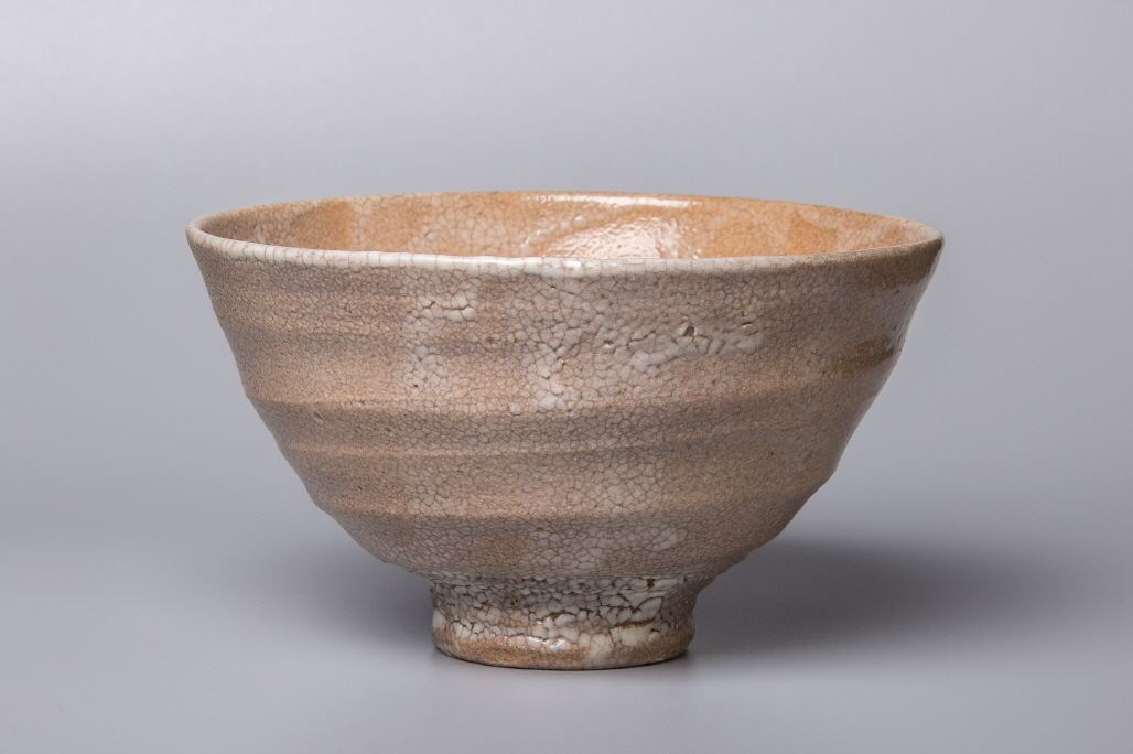 Tea Bowl (Oido type), 2020, Stone ware, wheel throwing, wood firing, 15.4x15.5x8.9(h)cm, Bottom 5.4(d)cm, Weight 320g