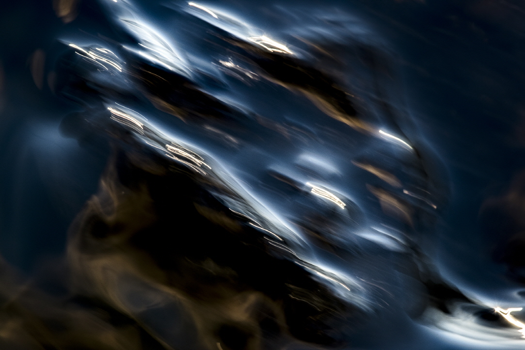 Luminescence, Here and There BL_13 (Swaying Along the Waters), 2017, Archival Pigment Print, 80x120cm