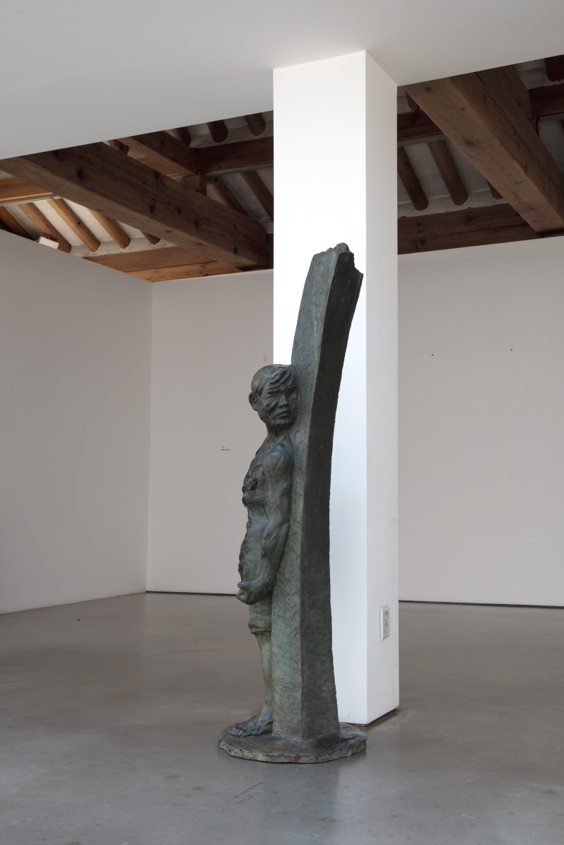 SHIM Jungsoo, A Steady Gaze, 1984, Bronze, 83(h)x53x59cm