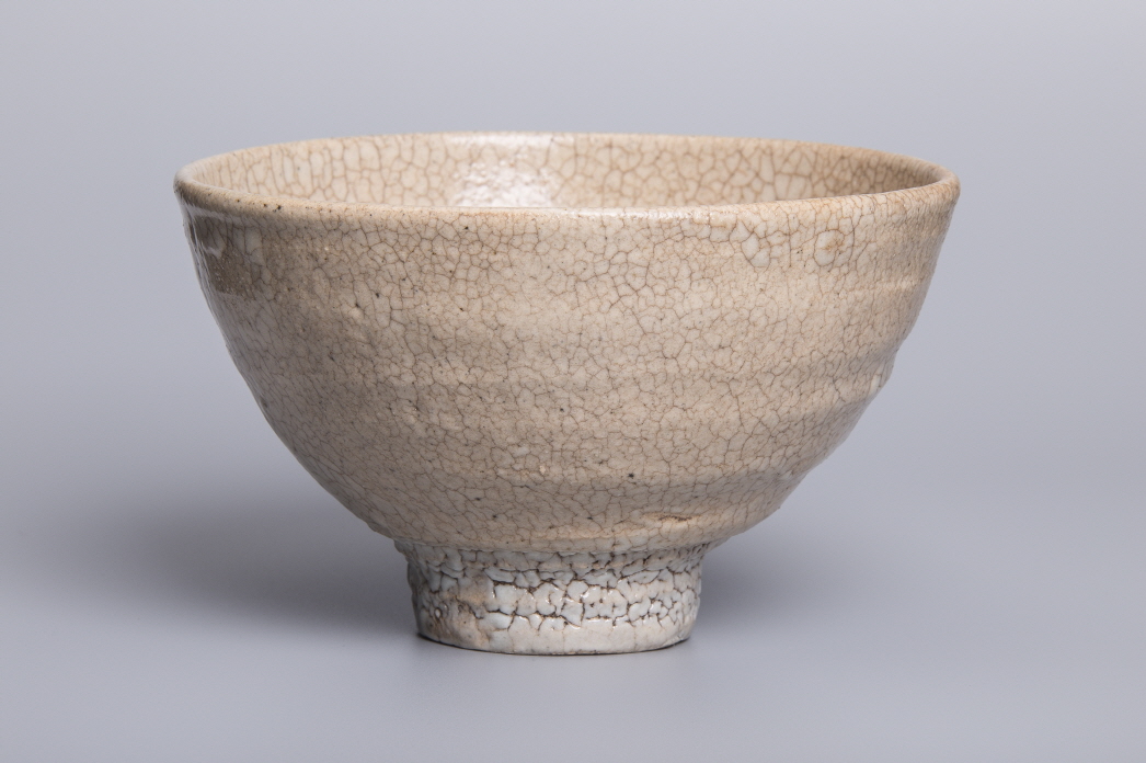 Tea Bowl (Oido type), 2020, Stone ware, wheel throwing, wood firing, 15x14.8x9.1(h)cm, Bottom 5.3(d)cm, Weight 353g