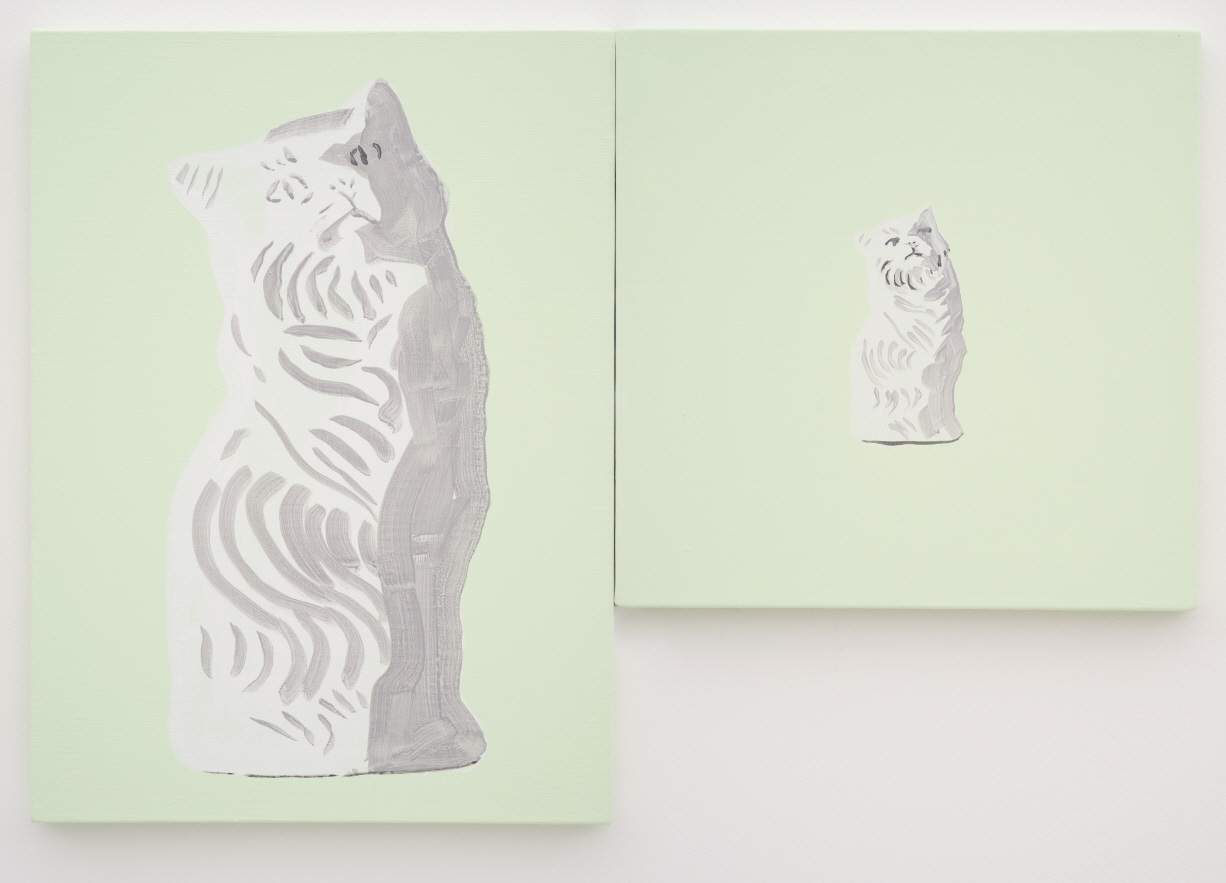 Minamikawa Shimon, Green ground (Cat Object), 2018, Acrylic on canvas, (Left) 45.7x33.5cm, (Right) 33.4x33cm