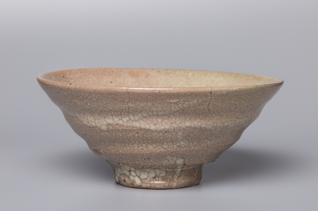 Tea Bowl (Aoido type), 2019, Stone ware, wheel throwing, wood firing, 15.4x15.4x6.5cm, Bottom 5.3(d)cm, Weight 277g