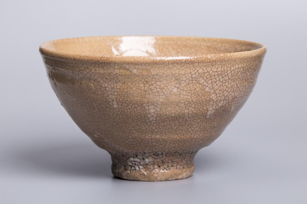 Tea Bowl (Oido type), 2020, Stone ware, wheel throwing, wood firing, 15x15.1x9.3(h)cm, Bottom 5.6(d)cm, Weight 417g