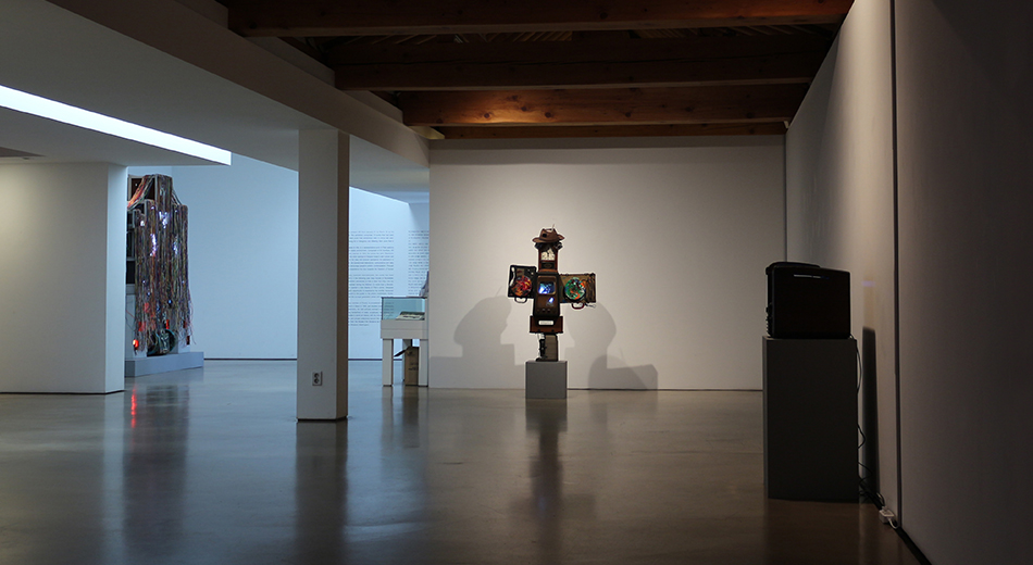 Installation view at Hakgojae gallery