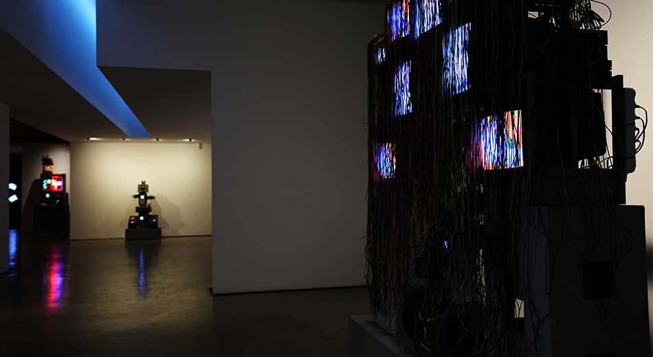 Installation view at Hakgojae gallery