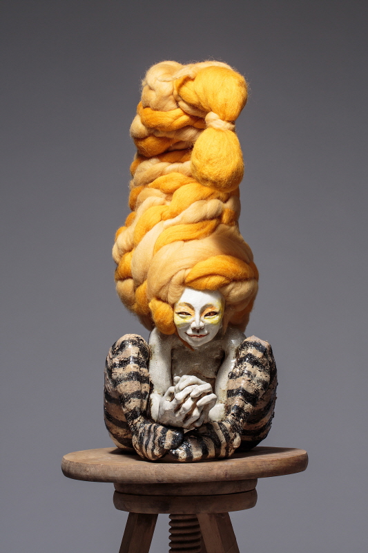 Debutantes 7 Sins (Greed), 2015, ceramics, felt, 30 x 21 x 50(h)cm