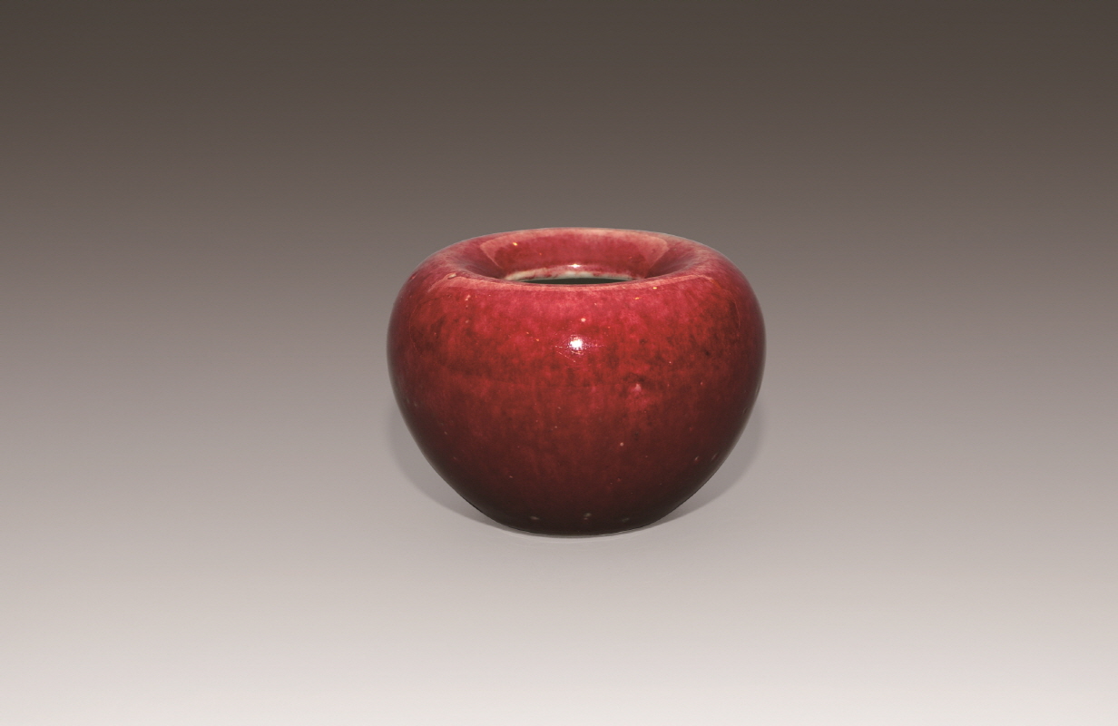 清 紅釉蘋果尊, H6.5 W10