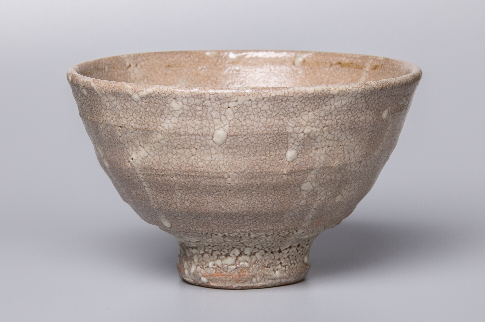 Tea Bowl (Oido type), 2019, Stone ware, wheel throwing, wood firing, 14.8x14.8x9(h)cm, Bottom 5.2(d)cm, Weight 374g
