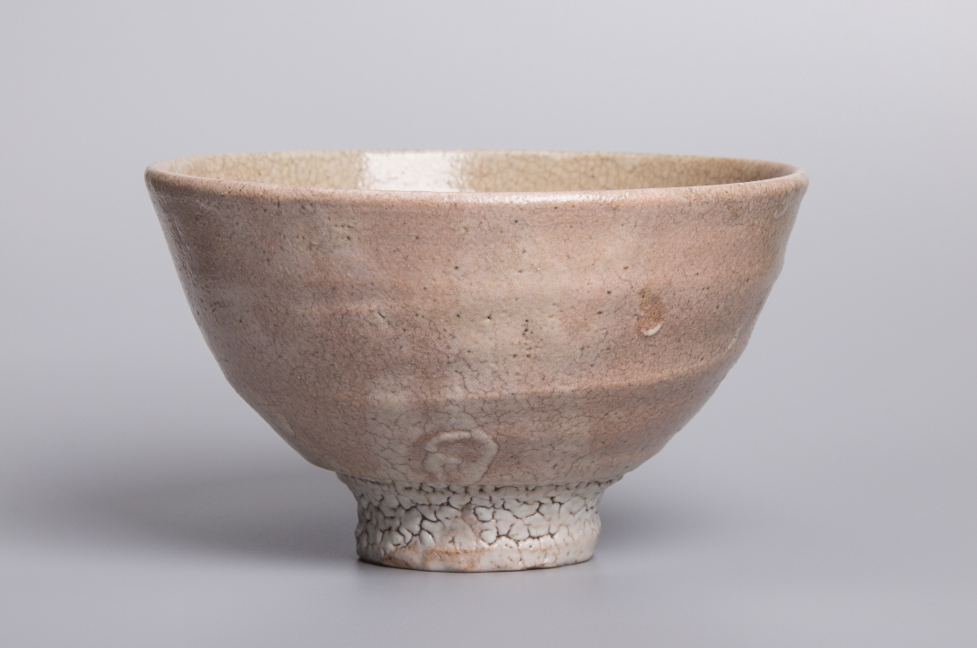 Tea Bowl (Oido type), 2020, Stone ware, wheel throwing, wood firing, 15.4x15.6x9(h)cm, Bottom 5.4(d)cm, Weight 421g