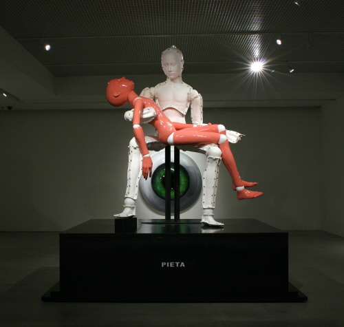 LEE Yongbaek Pieta 2007  FRP with pedestal  250x250x310cm, 340x320x400cm